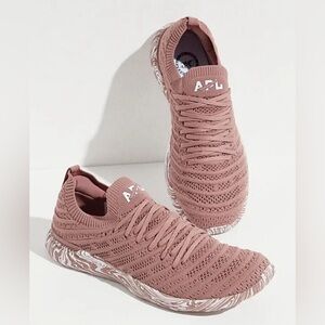 APL | Techloom Wave Mauve Beachwood / White Marble Knit Sneakers NEW Size 6.5
